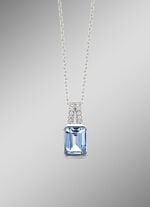 Strahlende Eleganz: Anhänger mit Ankerkette 