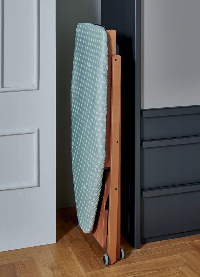 Bügelbrett aus Massivholz 