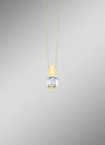 Einzigartiger Anhänger mit Blautopas 