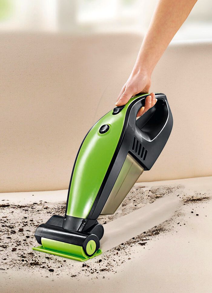 Akku-Handstaubsauger mit schwenkbarer Turbod&uuml;se 