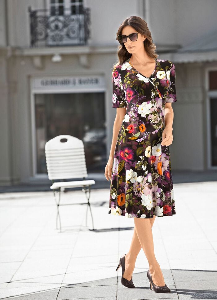 Kleid in Wickeloptik 