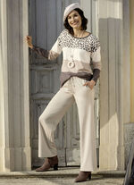 Angesagte Hose in modischer Weite BEIGE