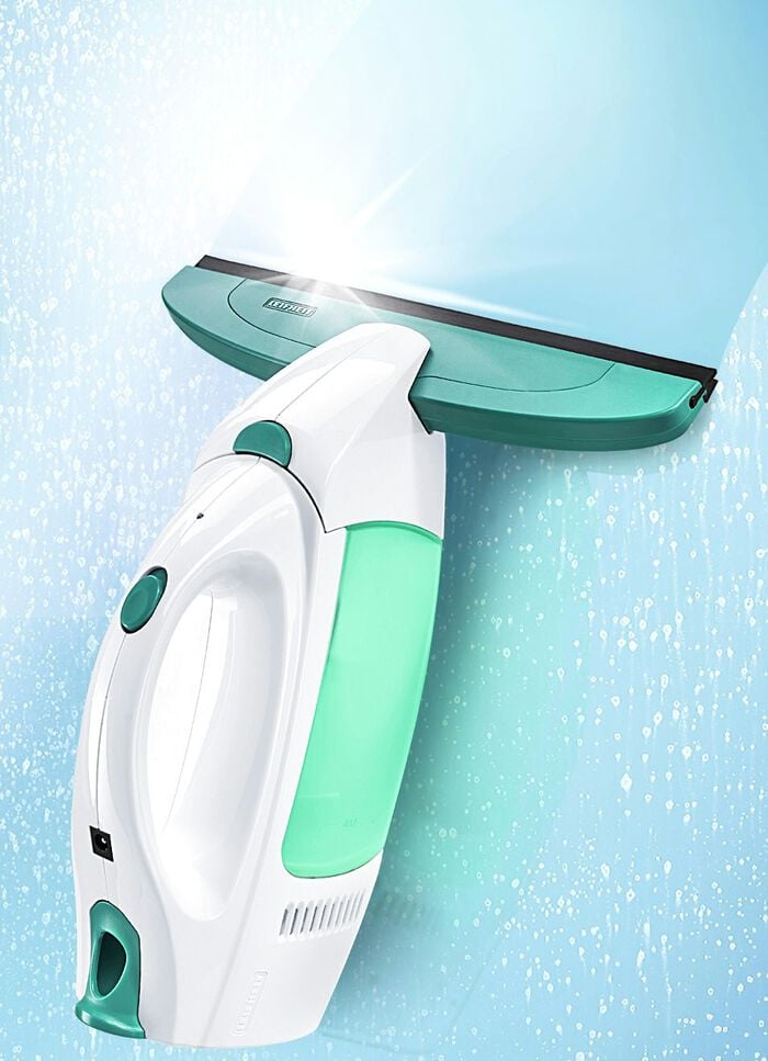 Fenstersauger von LEIFHEIT f&uuml;r streifenfreie Reinigung 