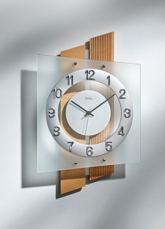 Wanduhr mit Funkuhrwerk BUCHE