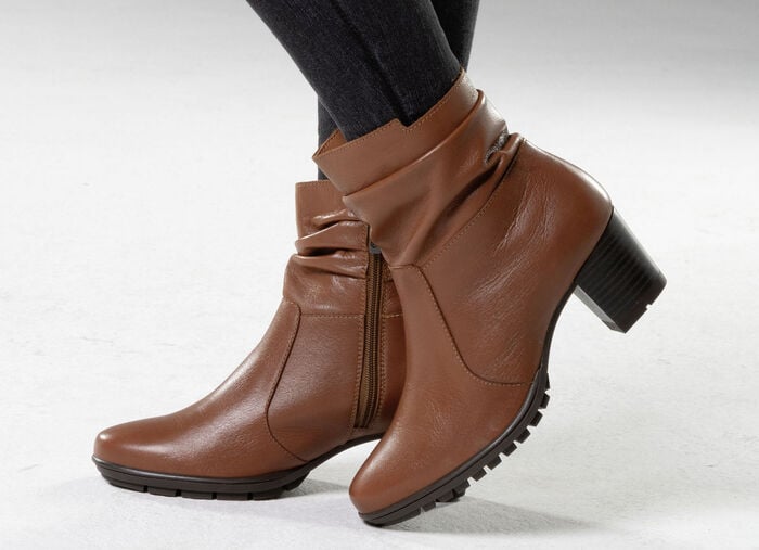 ELENA EDEN, modische Damen-Stiefeletten, Weite G, mit herausnehmbarem Fußbett COGNAC