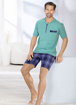 Shorty mit Knopfleiste und aufgesetzter Brusttasche 