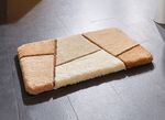 Farbenfrohe Badgarnitur mit rutschhemmender R&uuml;ckseite 