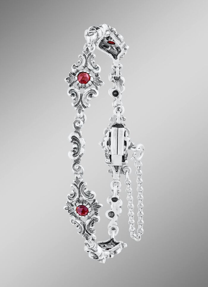 Armband im Antik-Design 