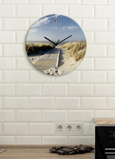 Wanduhr aus Glas 