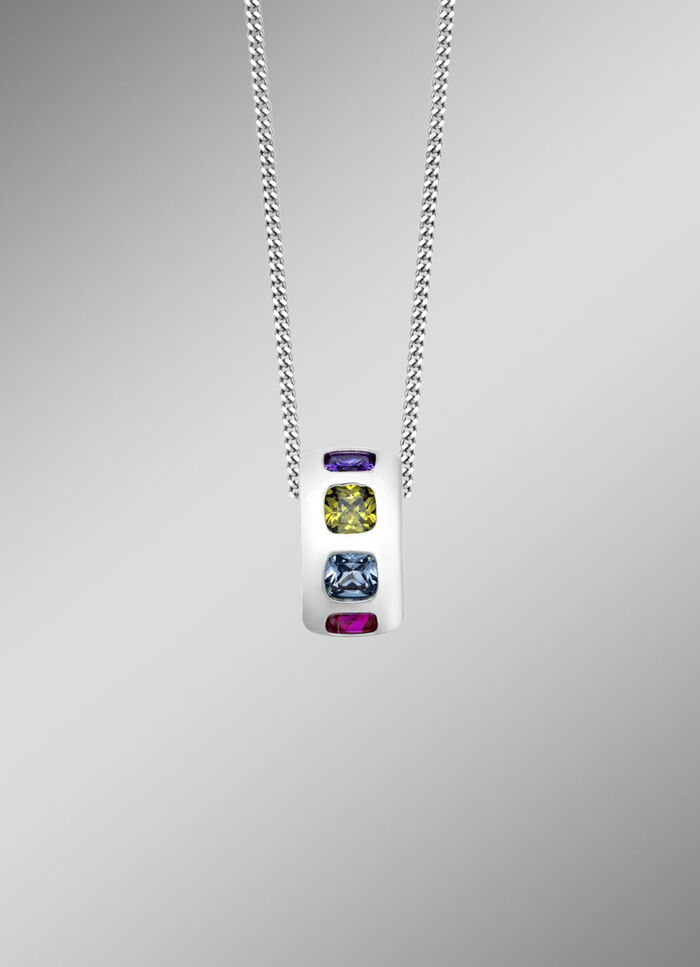 Anhänger mit Ankerkette  