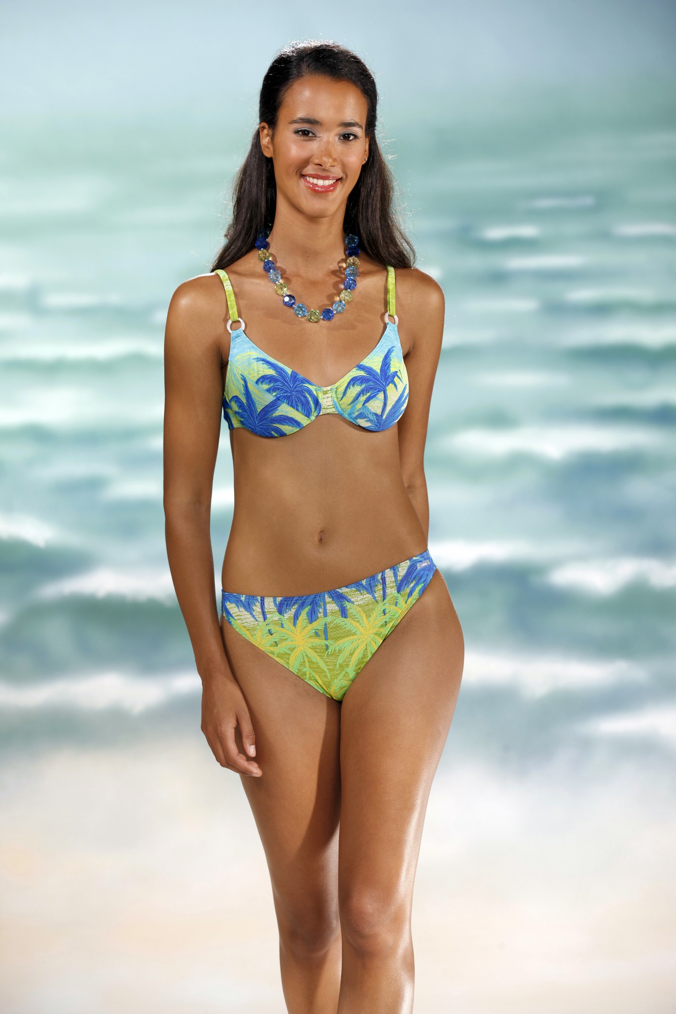 Bademode für jeden Figurtyp Welcher Bikini, Badeanzug oder Tankini für welche Figur? Bader Bademode für jeden Figurtyp Welcher Bikini, Badeanzug oder Tankini für welche Figur? Bader