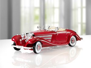 Mercedes 500K im Maßstab 1:18 detailgetreu nachgebildet - Modellautos sammeln