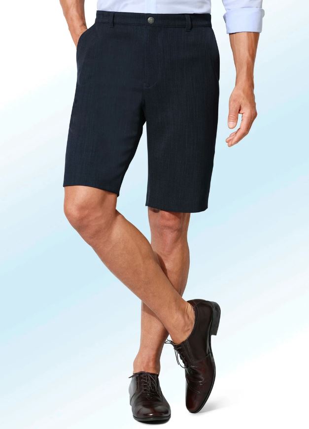 Klaus-Modelle_-Bermudas in Marine