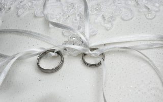 Ringe für die Silberhochzeit