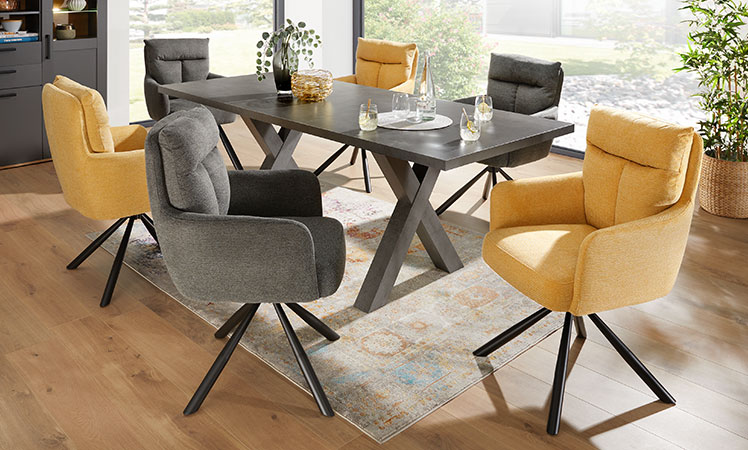 Tische für Wohnzimmer und Esszimmer