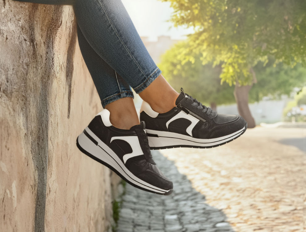 Elegante Damenschuhe einfach online kaufen – von Pumps über Stiefeletten bis zu Slippers