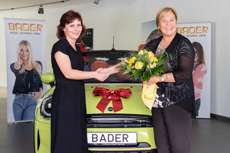 Elena S. Pressemitteilung